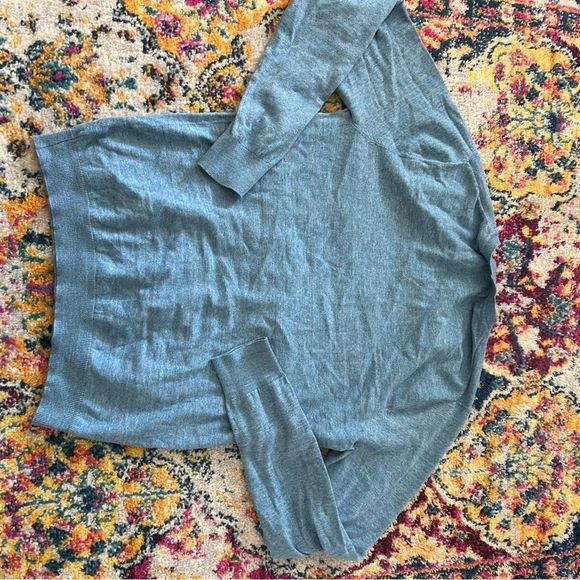 oversized sky blue casual vneck sweater - Picture 4 of 4